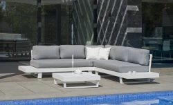 Salon de jardin Sofa Corner - MENFIS-7 LUX - Aluminium blanc - Coussins tissu Cloud gris clair - 4 à 6 places