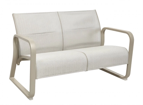 Canapé lounge 2 places en aluminium et TPEP matelassé – QUENZA II – Coloris crème et chevron